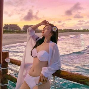 Hot girl Tuyên Quang mặc bikini khoe 3 vòng bốc lửa